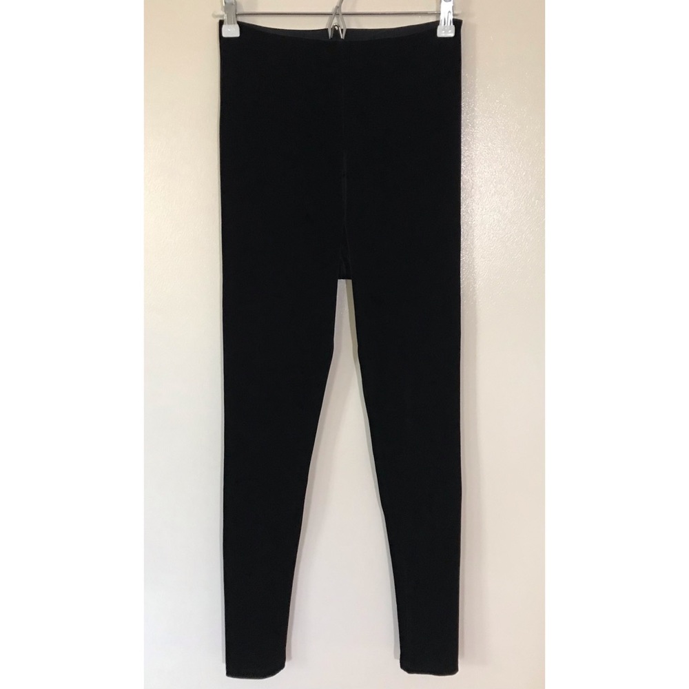 Commando • L • Velvet Perfect Control Black Leggings